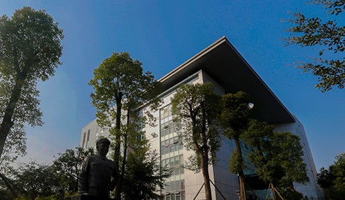 疫情防控，西政在行动！——学校召开新型冠状病毒感染的肺炎疫情防控工作领导小组工作会议